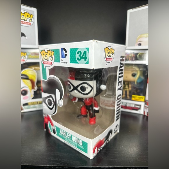 Funko Pop! Vinyl: DC Comics - Harley Quinn #34 - Picture 2 of 10